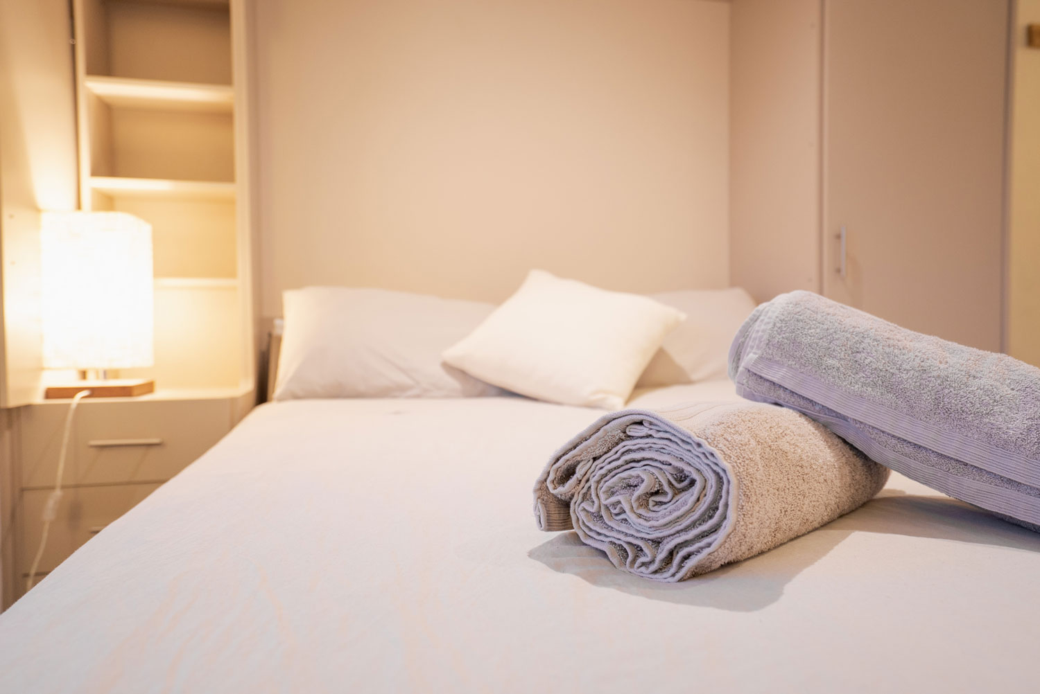 Schnapps-2-Bed-5.jpg